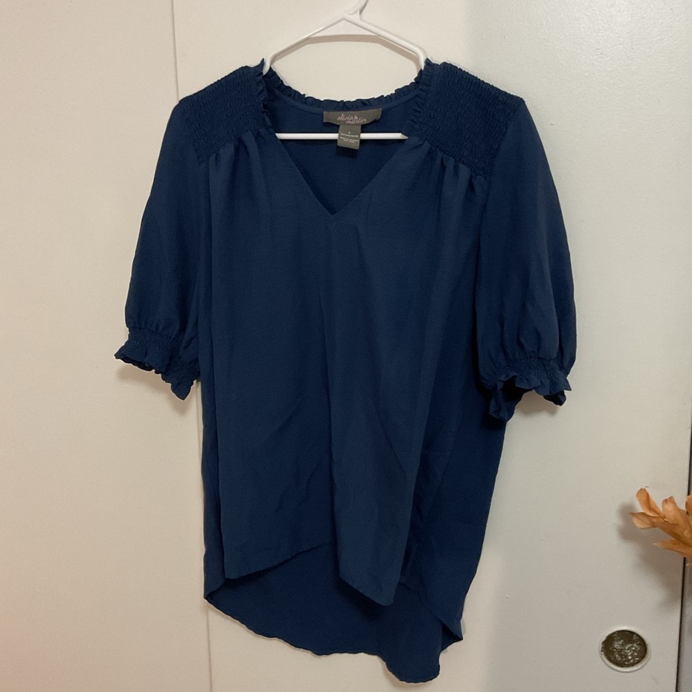 Women's Blue Top